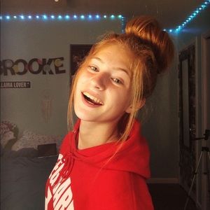 Meet your Posher, Brooke